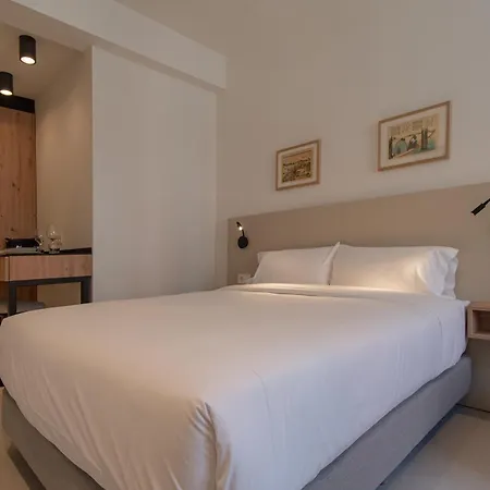 Edificio Ferrari 4, By Plaza Mayor Apartment *